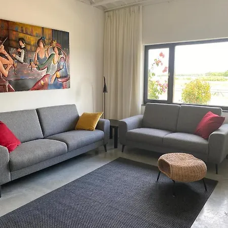 Maashuys Semesterbostad Lanaken